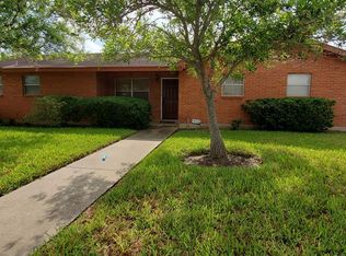 498 Fairwind Dr, Brownsville, TX 78521