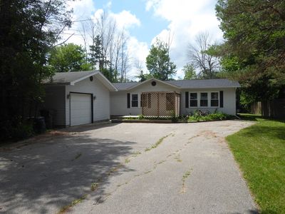 1400 Waldo Ct, Midland, MI, 48640