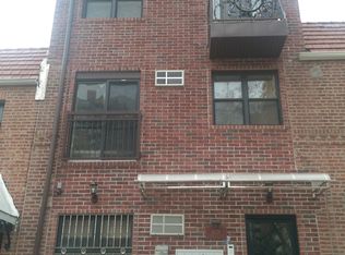 4328 Colden St, Flushing, NY 11355