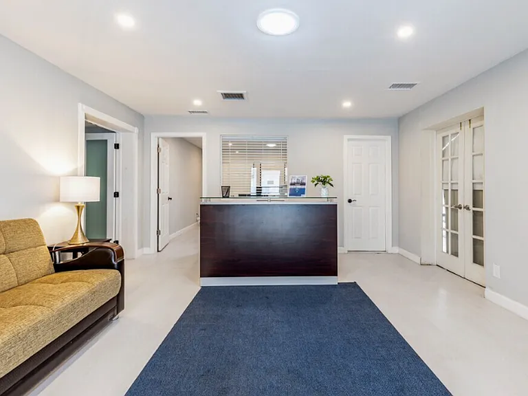 Pearl Cove Apartments — Photo 23