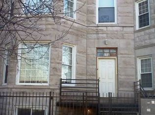 3345 W Walnut St, Chicago, IL 60624