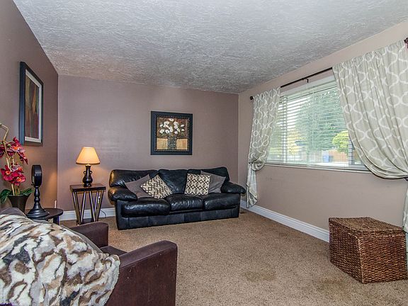 4th image of 6007 S Ginger St