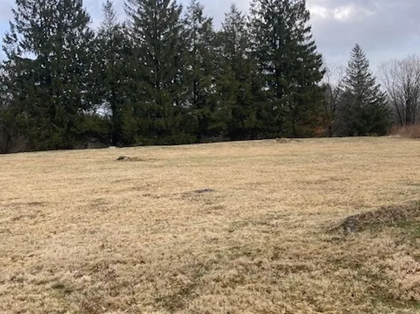 (undisclosed Address), Litchfield, CT 06759