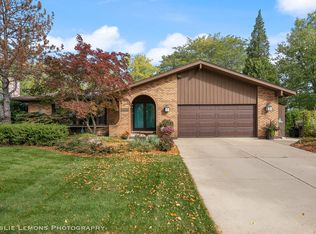 3192 Beller Dr, Darien, IL