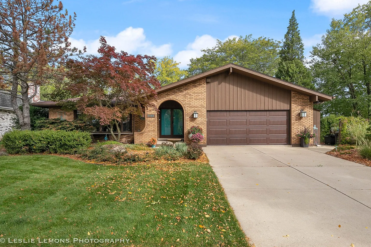 3192 Beller Dr photo 1