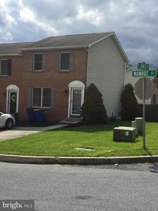 942 Monroe St, Steelton, PA, 17113