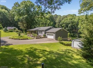 22 Polktown Rd, Hampton, NJ 08827