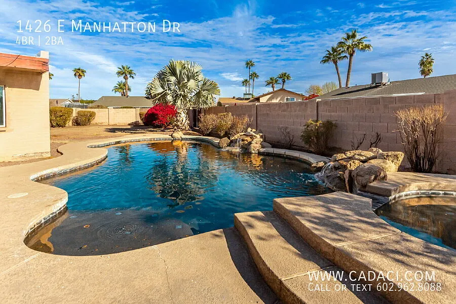 Great Tempe Location 4 bedroom 2 bath Single Family Home with Pool — Photo 2