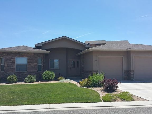 Stucco Ranch Built in 2006