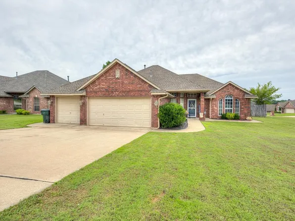 1974 Townsend Ct, Midwest City, OK 73130