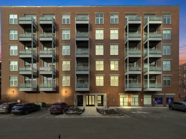 949 W Madison St APT 207, Chicago, IL 60607