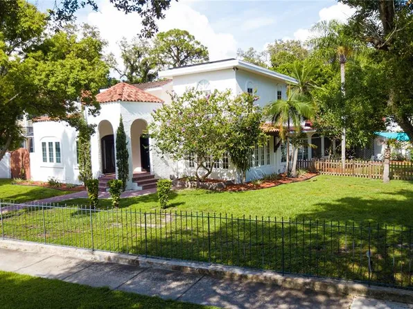 5501 Bates St, Seminole, FL 33772