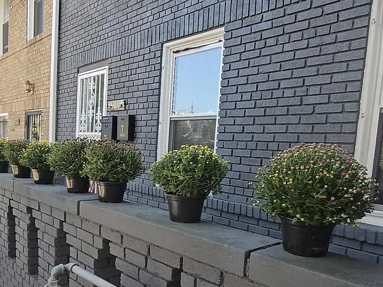 325 V St NE #1 — Photo 19