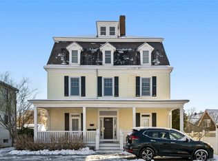 15 Narragansett Condominium, Newport, RI 02840