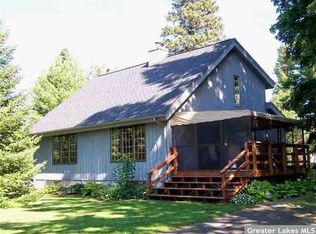 215 Lyllian Blvd, Backus, MN 56435