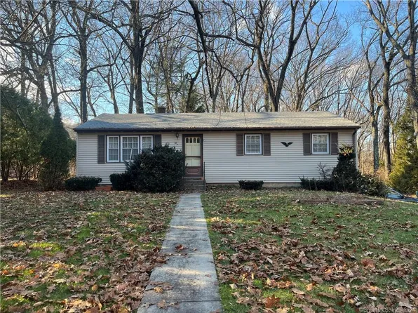 1195 Summit Road, Cheshire, CT 06410