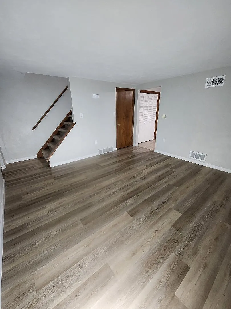 2 bed, 680 sqft, $1,300 — Photo 4
