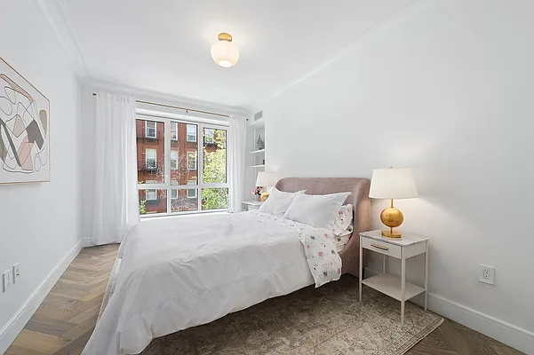 Sold by Compass | media 8