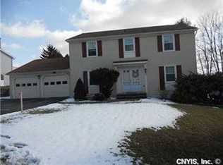 4896 Edgeworth Dr, Manlius, NY 13104