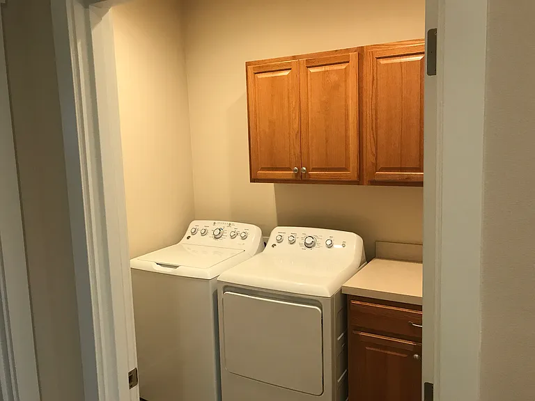 2335 Bellaview Ave — Photo 14