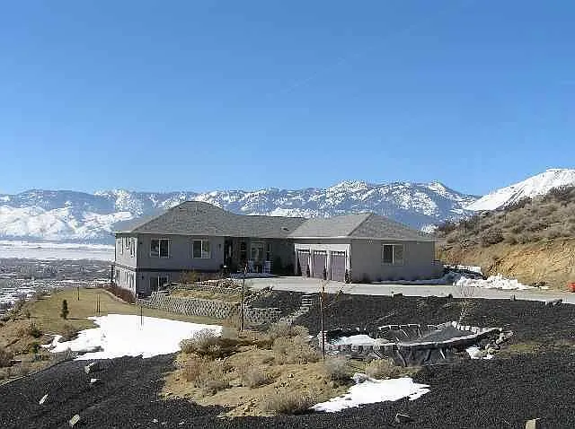 4345 Drake Way photo 1
