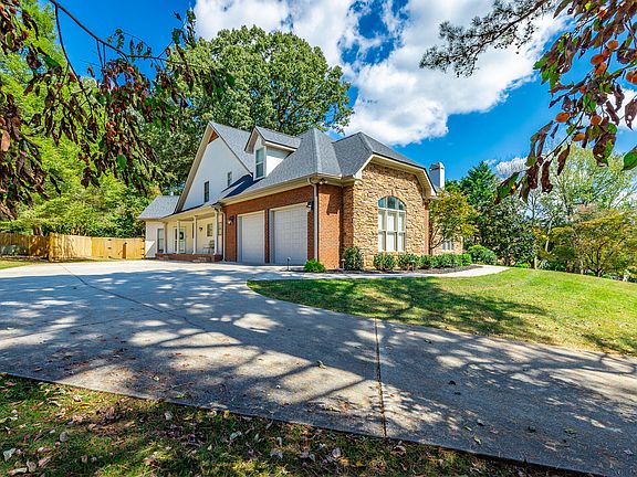 3rd image of 8323 Mitchell Mill Rd