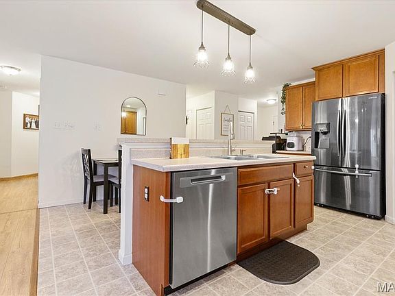3rd image of 156 Fox Creek Dr