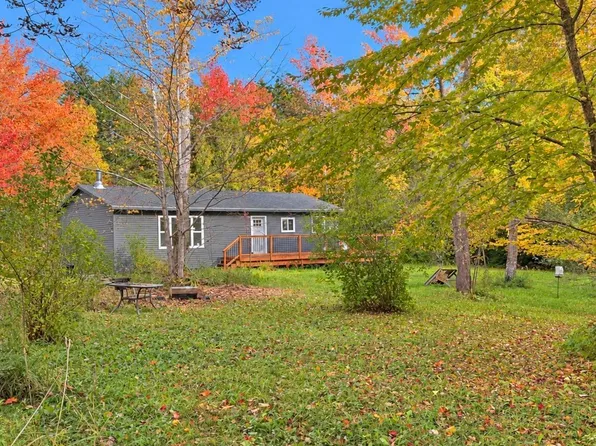 334 Bayswater Dr, West Hants, NS B0N 2A0