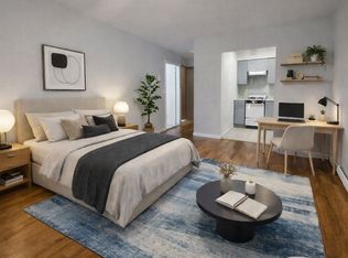 7012 Eliot Ave #3L, Middle Village, NY 11379