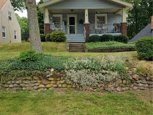 104 Hawk Ave, Akron, OH 44312