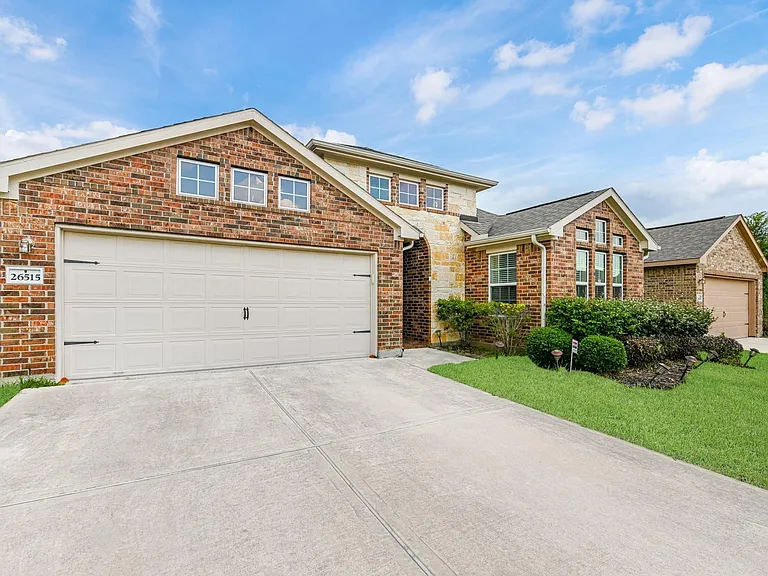 26515 Grey Sparrow Dr — Photo 2