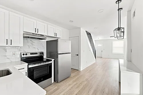 5044 Parrish St #A1 Photo 1 5044 Parrish St #A1 Photo 1