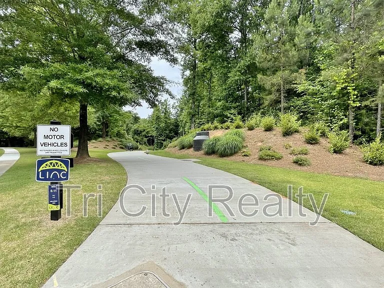 341 Hunterian Pl — Photo 72