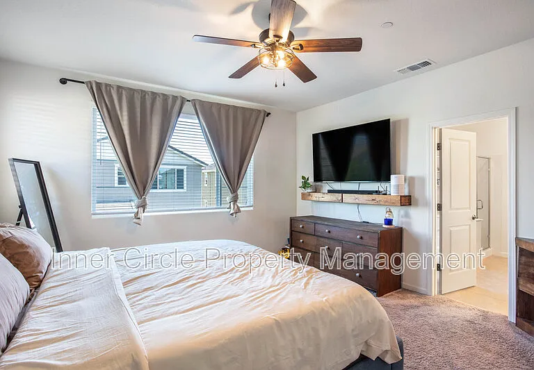 169 Leprino Cir — Photo 14