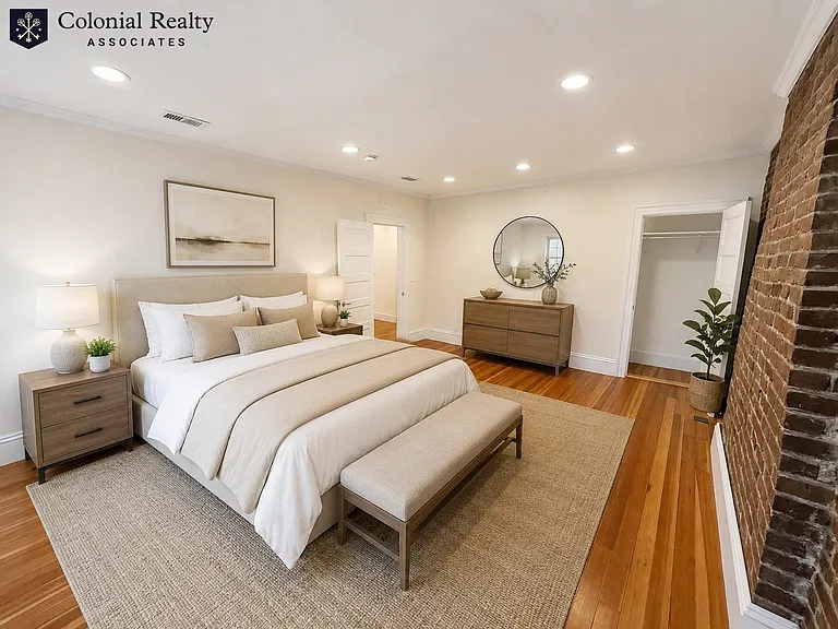 1616 Beacon St #4 — Photo 31