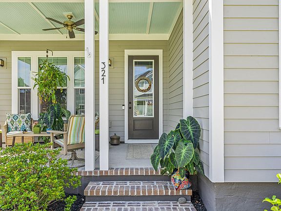 5th image of 321 Eclipse St