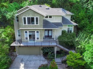 4140 SW Primrose St, Portland, OR 97219