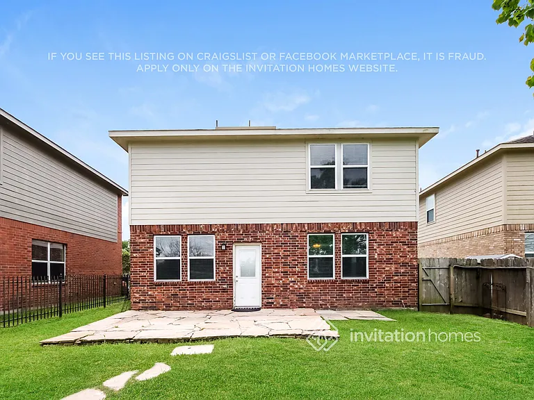 18702 Walden Glen Cir — Photo 15