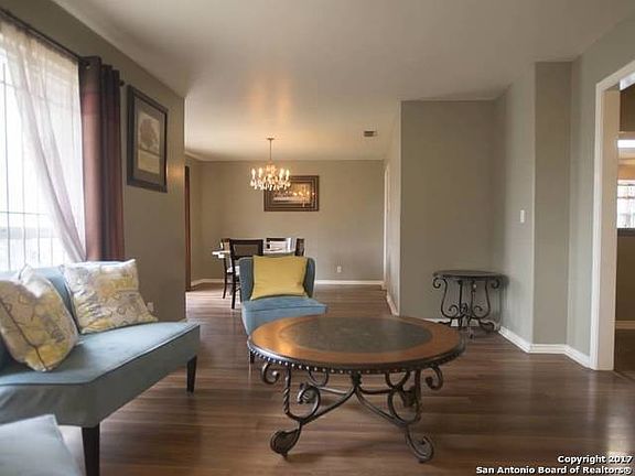 4th image of 315 Highview Dr