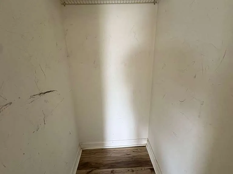 152-154 Mapes Ave #3 — Photo 2