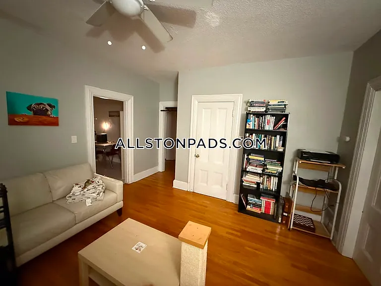 22-24 Everett Sq — Photo 12