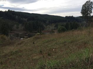 61096 Falcon Dr, Coos Bay, OR