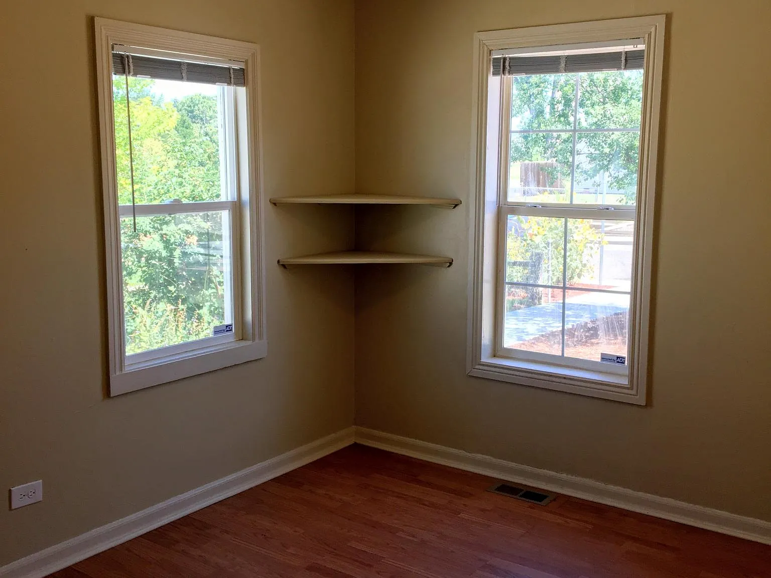 2 bed, 625 sqft, $1,845 — Photo 3
