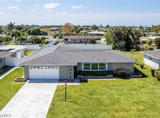 1750 SE 29th Ln, Cape Coral, FL 33904