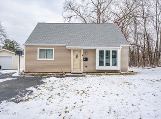 1 Charles Rd, Latham, NY 12110