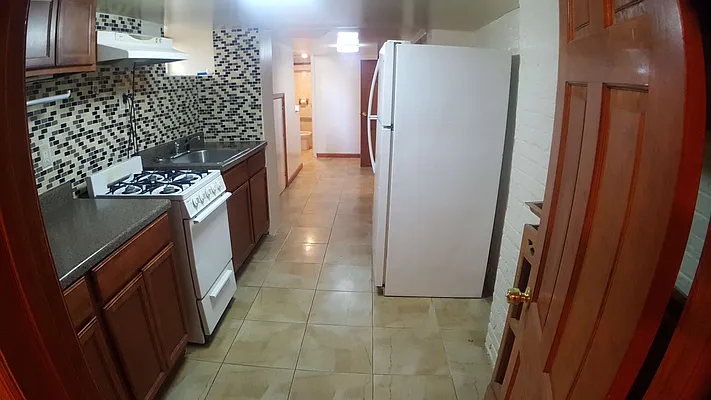 Rented by Sprint Realty | media 13