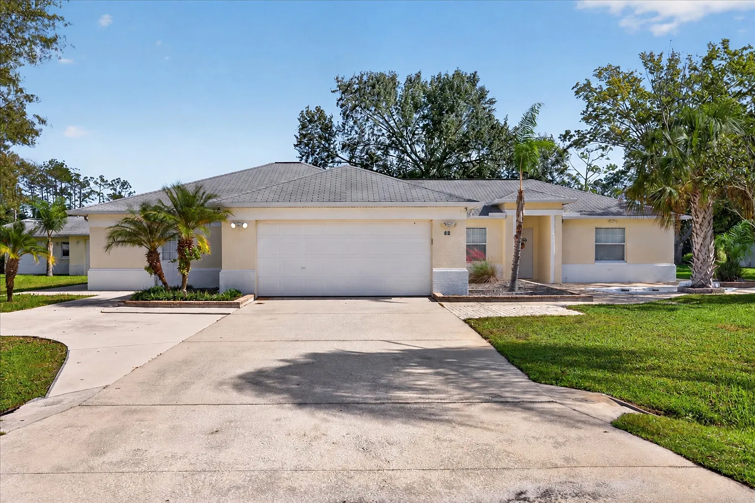 3 bed, 1914 sqft, $2,000 — Photo 1
