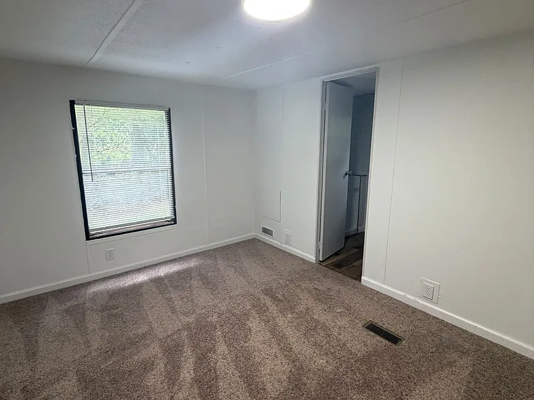 153 Artic Ct #153 — Photo 17