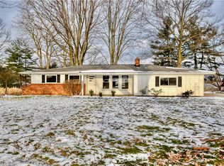 7530 Roselawn Dr, Mentor, OH 44060