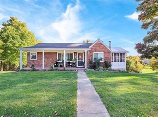 113 Pleasant Hills Rd, Hookstown, PA 15050